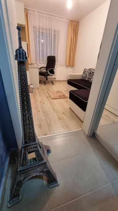 Apartament 3 Camere Avantgarden Şelimbăr Esterno foto